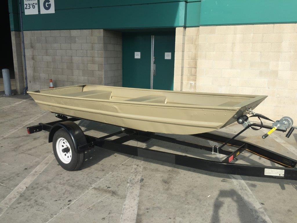 12-Tracker-Jon-Boat-21 Aluminum Rowboats