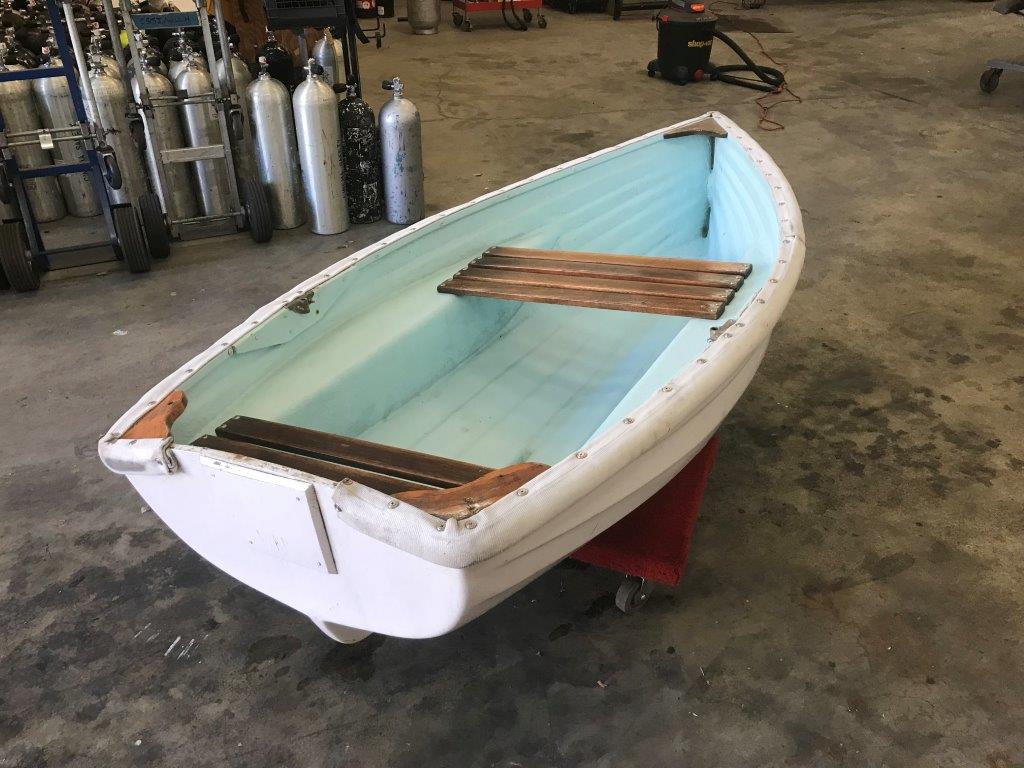 7-Fiberglass-Rowboat-3 Fiberglass Rowboats