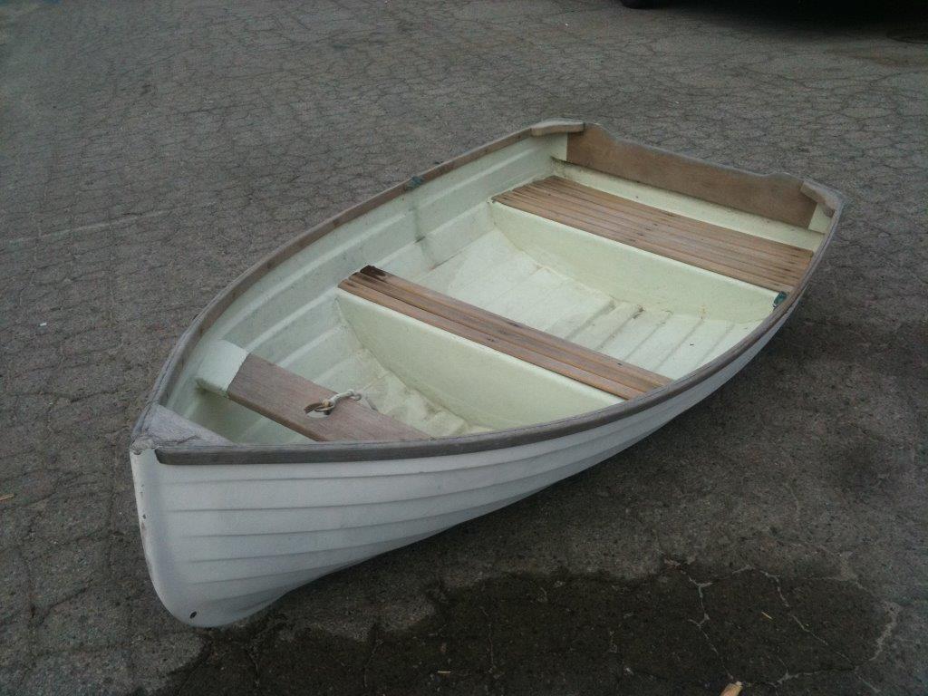 9-Fiberglass-Lapstrake-3 Fiberglass Rowboats