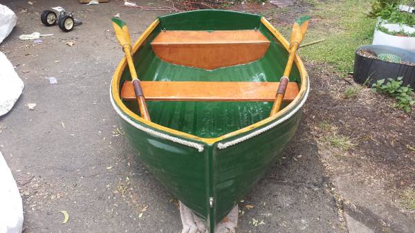 9-Green-Rowboat-1 Wood Rowboats